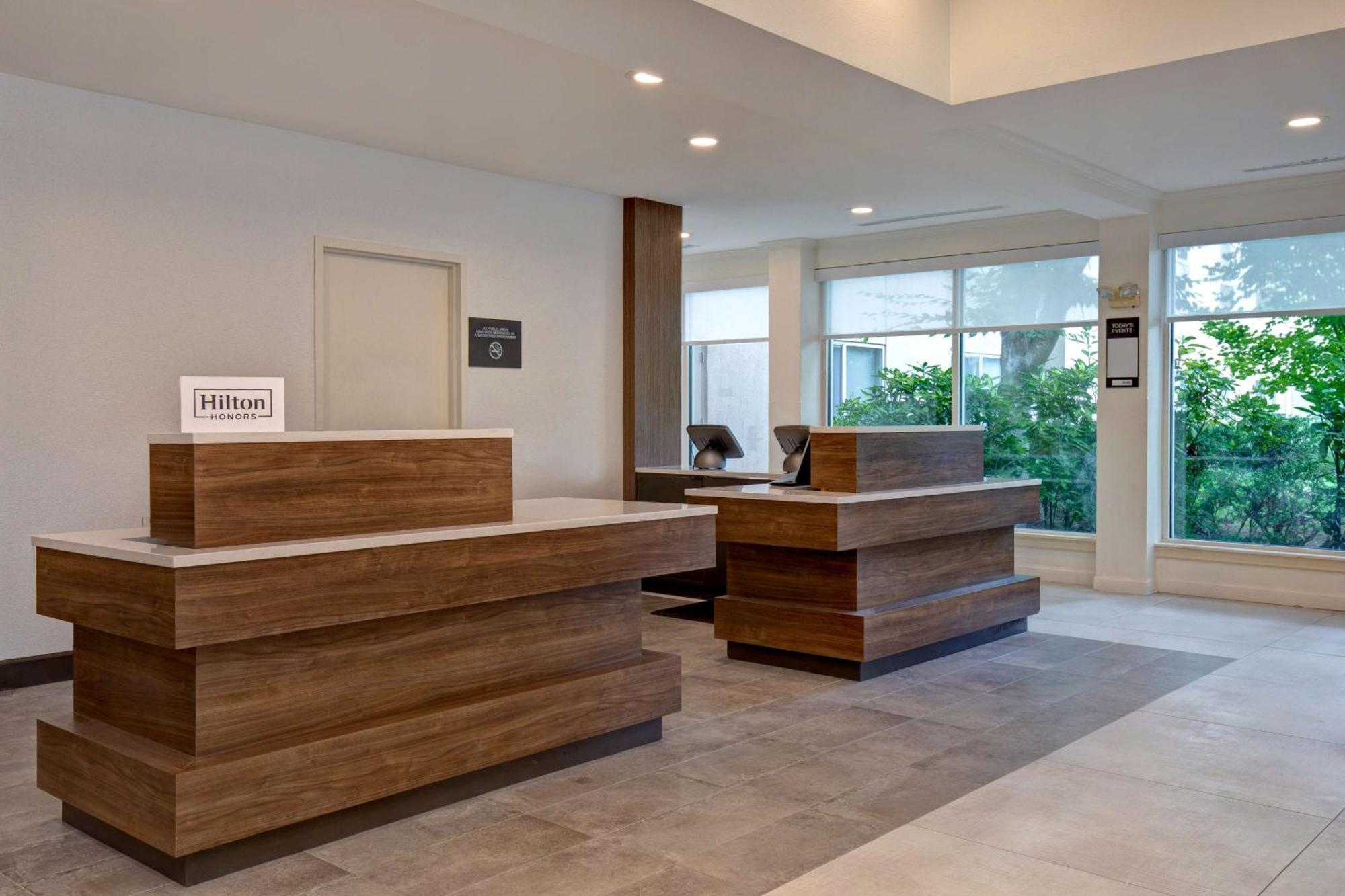 Hilton Garden Inn Portland/Beaverton Ngoại thất bức ảnh
