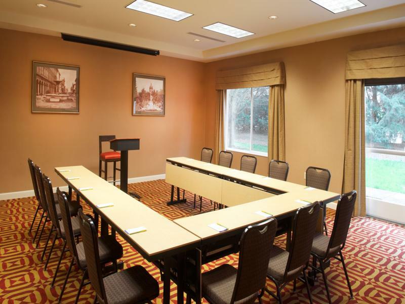 Hilton Garden Inn Portland/Beaverton Ngoại thất bức ảnh
